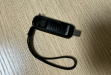 使用2000W功率的吹风机，抢救经过1000转蓝月亮润滑的256GB的SanDisk-弦月是朵花